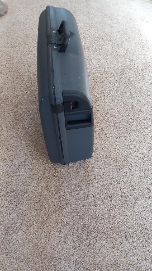 carlton koffer, Gebruikt, Hard kunststof, 45 tot 55 cm, Wieltjes