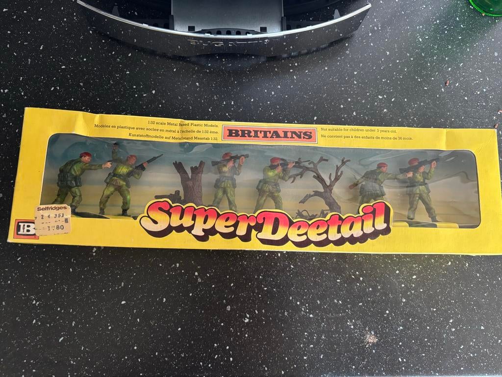 Britains Super Deetail Paratroopers Figuren - Vintage Speelg, Ophalen of Verzenden, Zo goed als nieuw, 1:35 tot 1:50, Figuur of Figuren