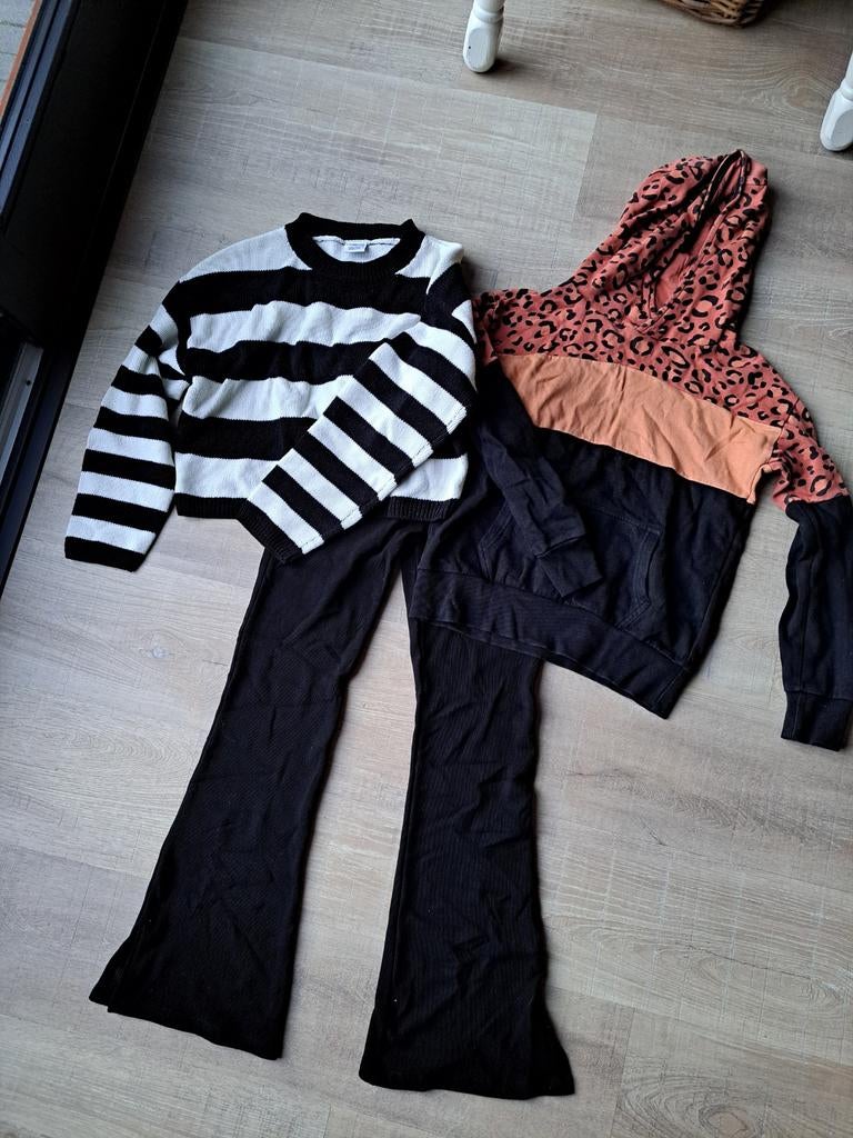 Flared broek en twee truien, Ophalen of Verzenden, Zo goed als nieuw, Meisje