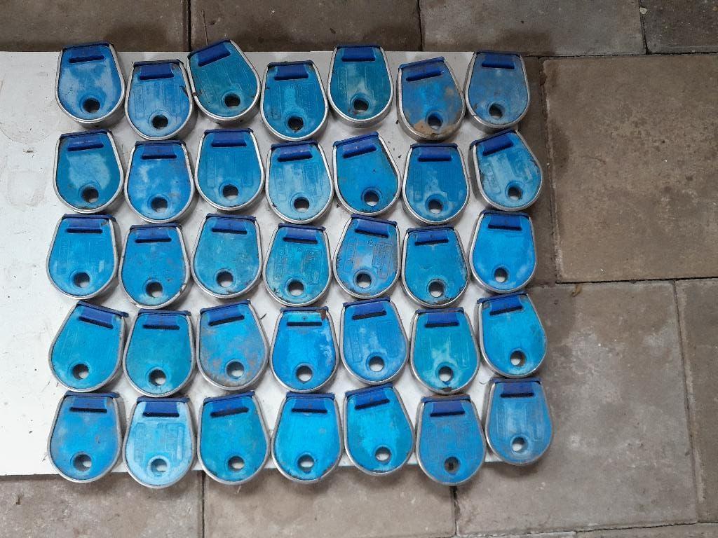 35 transponders delaval en kokernummers voor halsbanden, Dieren en Toebehoren, Overige Dieren-accessoires, Ophalen of Verzenden