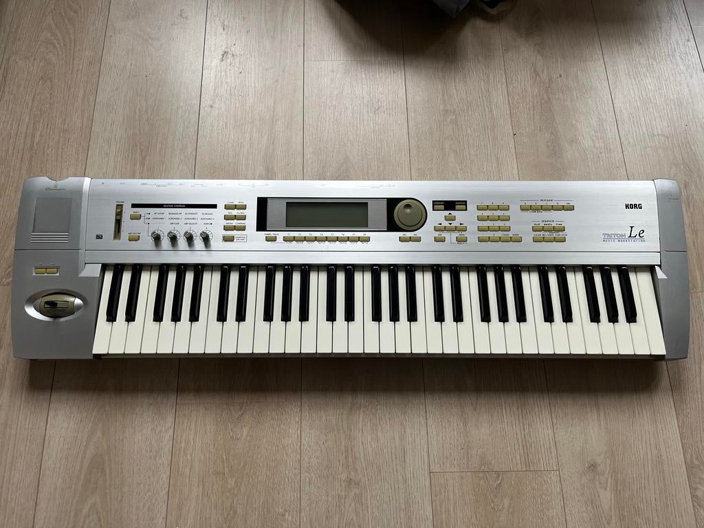 Korg Triton LE 61 Music Workstation - Perfect voor studio, Korg, Ophalen of Verzenden, Aanslaggevoelig, 61 toetsen