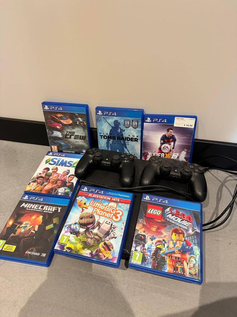 Playstation 4, Met 2 controllers, Ophalen of Verzenden, Original, Gebruikt