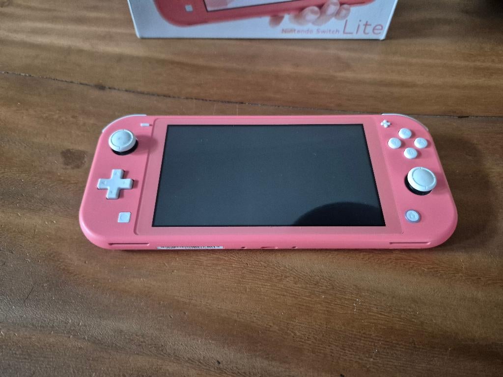 Nintendo Switch Lite Coral/Pink/Roze, Spelcomputers en Games, Spelcomputers | Nintendo Switch Lite, Ophalen of Verzenden, Roze of Coral