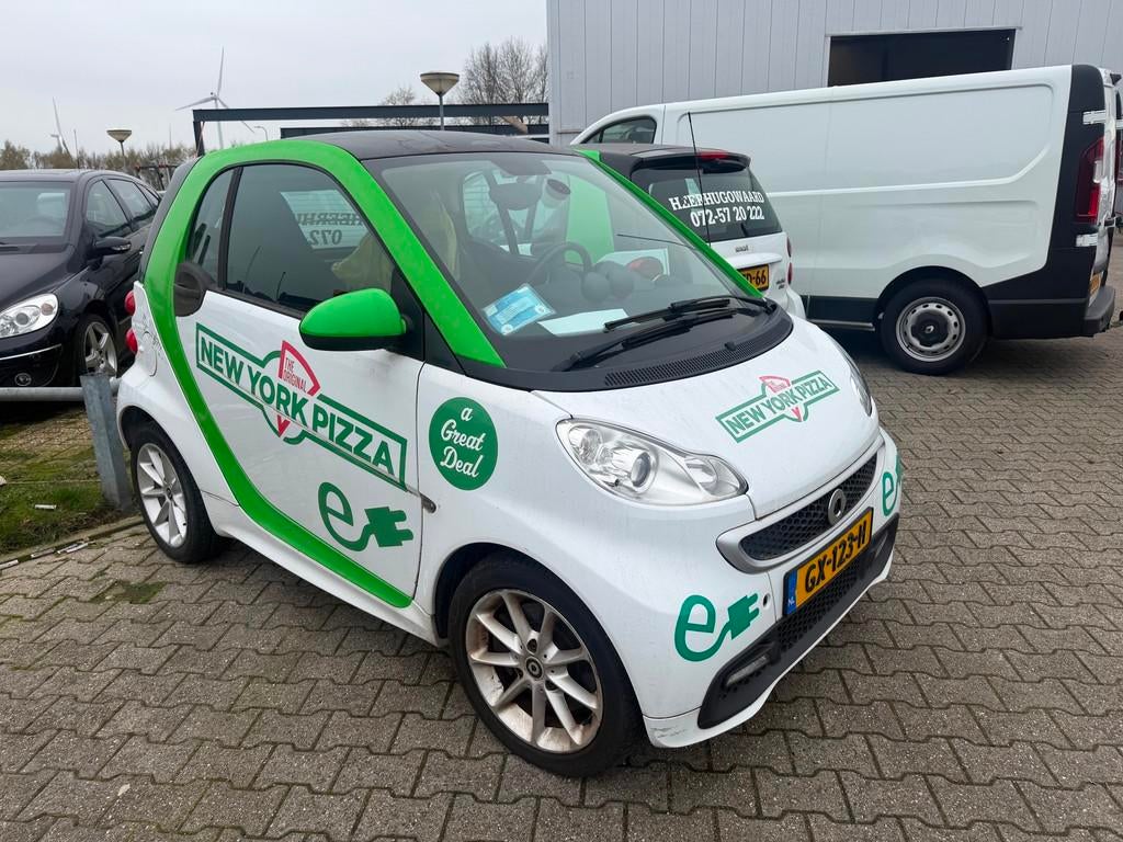 Smart Fortwo coupé Electric drive BRABUS 18 kWh automaat 20, Automaat, Gebruikt, Zwart, 48 pk