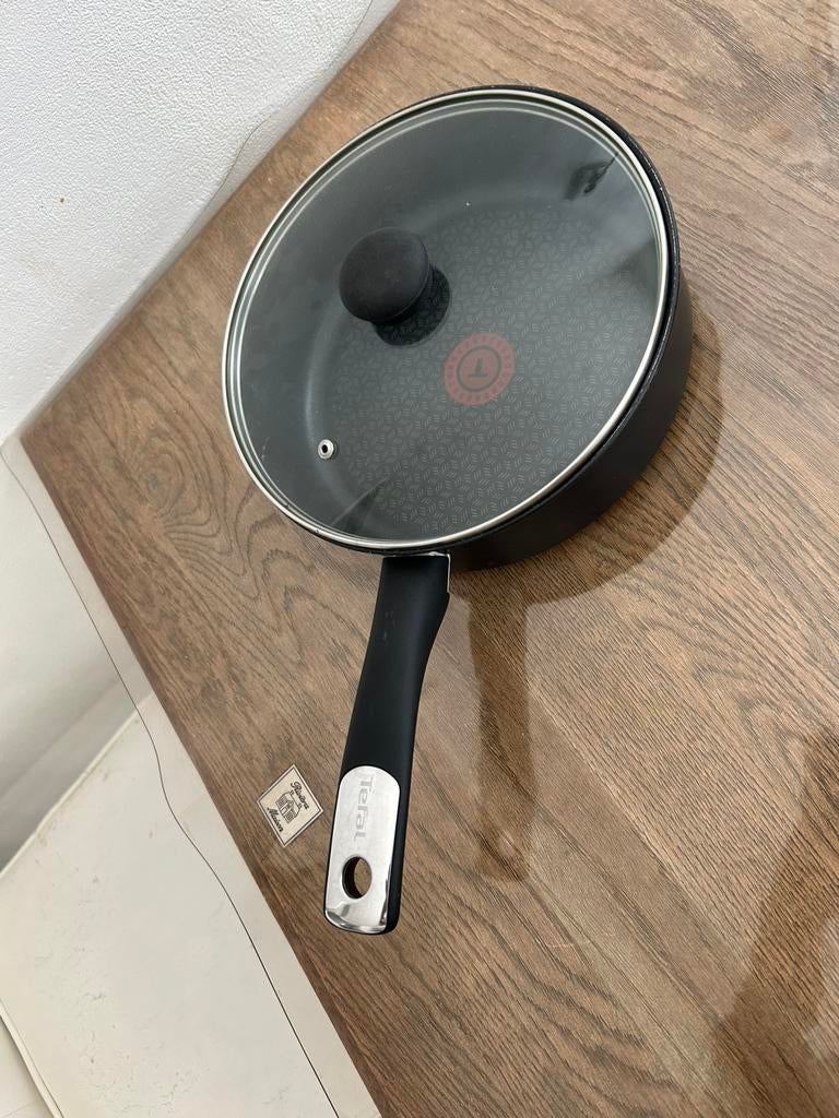 Tefal hapjespan met deksel, Ophalen of Verzenden, Zo goed als nieuw, Koekenpan of Braadpan