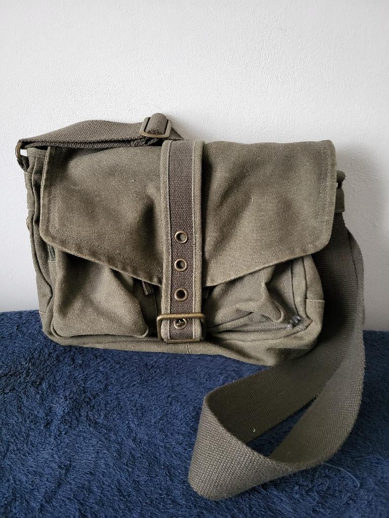 leuke legergroene canvas schoudertas, Sieraden, Tassen en Uiterlijk, Tassen | Schoudertassen, Verzenden, Overige kleuren