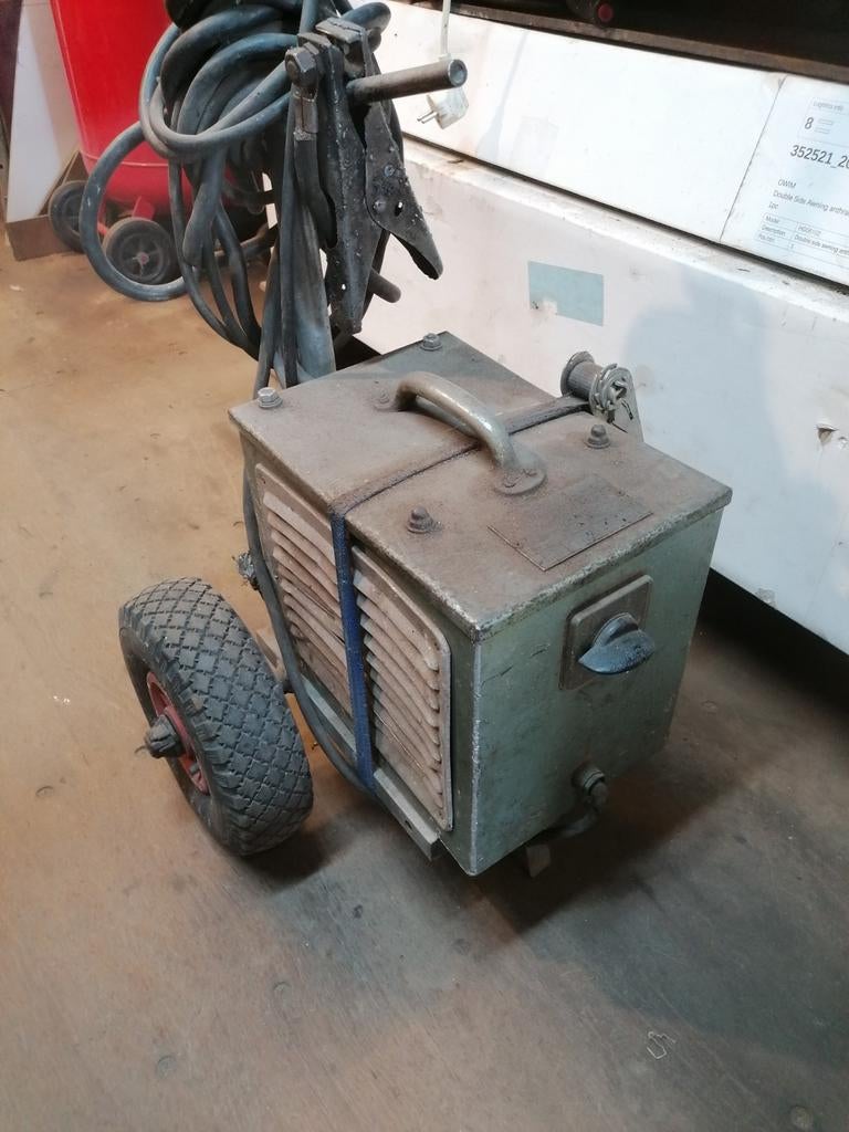 Lasron lasapparaat 120 amp, Doe-het-zelf en Verbouw, Gereedschap | Lasapparaten, Ophalen of Verzenden, Minder dan 150 ampère, Elektroden