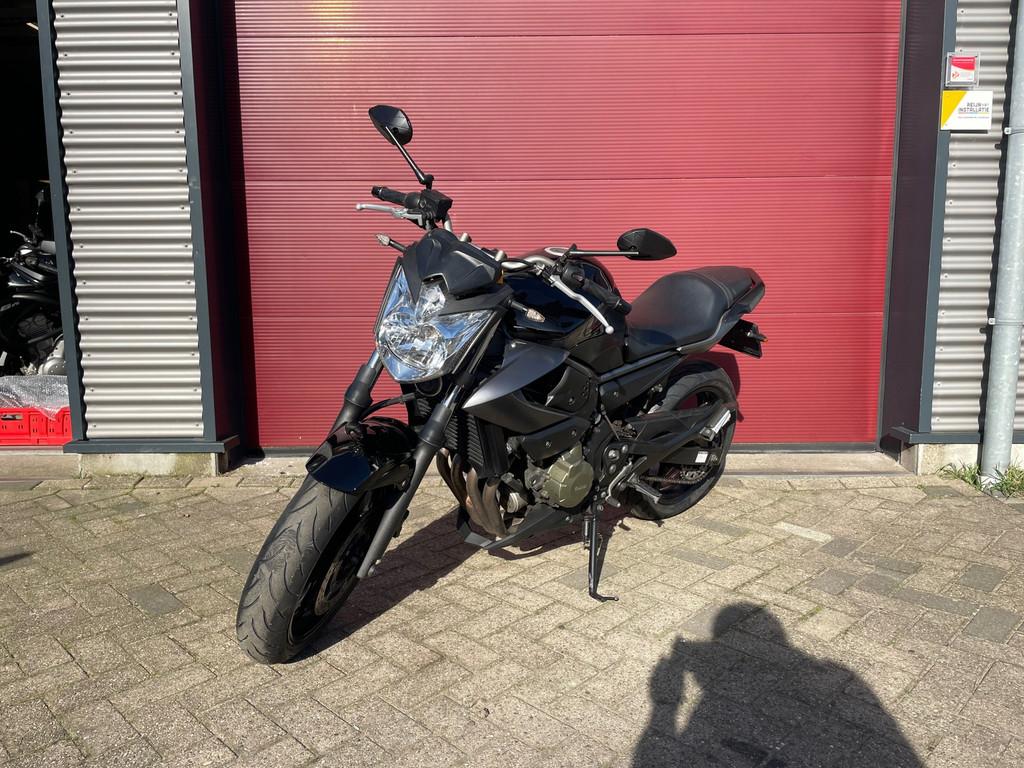 Yamaha XJ6 XJ6-N ABS - foto 2