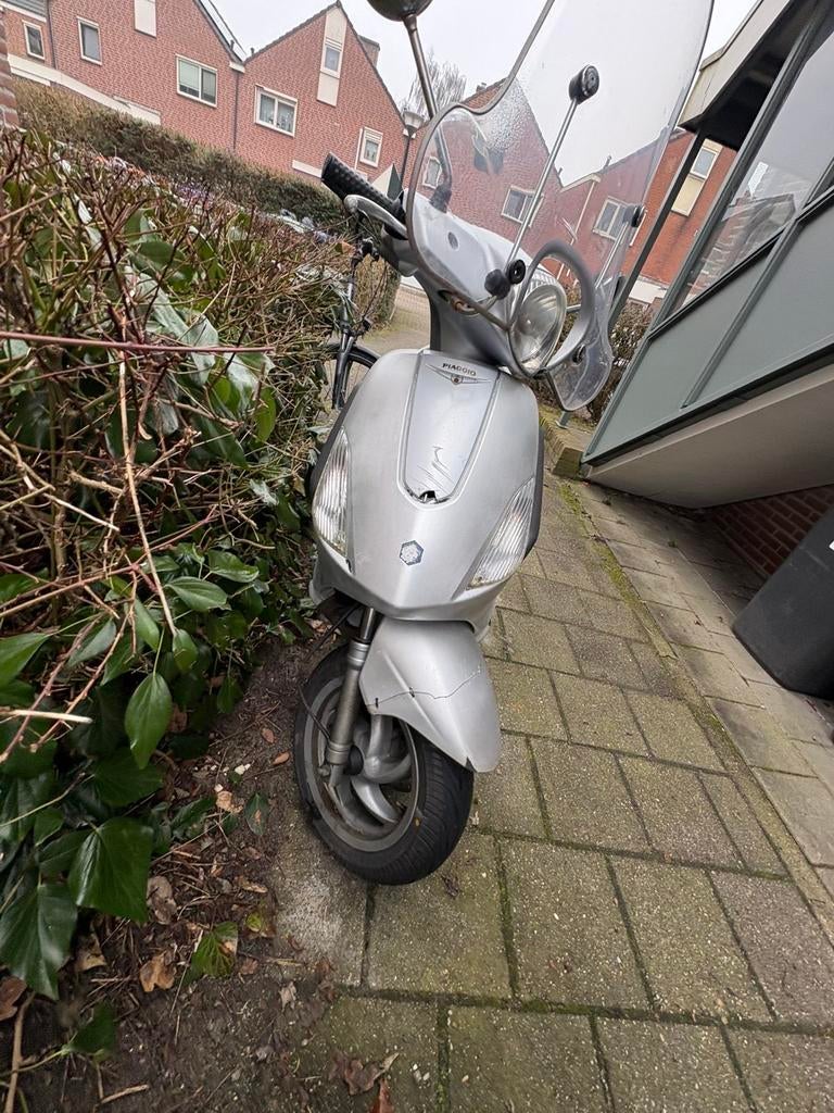 Piaggio fly 50 cc 4t snor, Ophalen of Verzenden, Zo goed als nieuw, Benzine, Piaggio