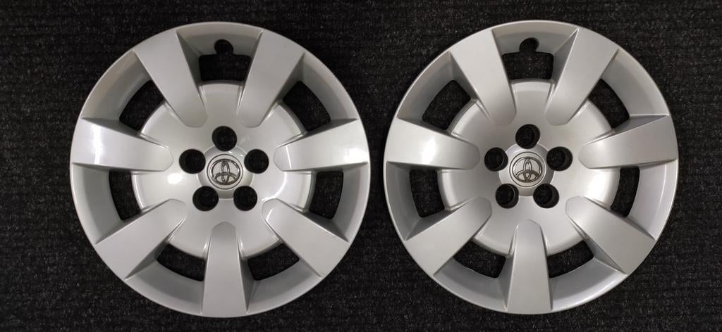 2 originele Toyota wieldoppen 16 inch - Gebruikt, Ophalen of Verzenden, Gebruikt