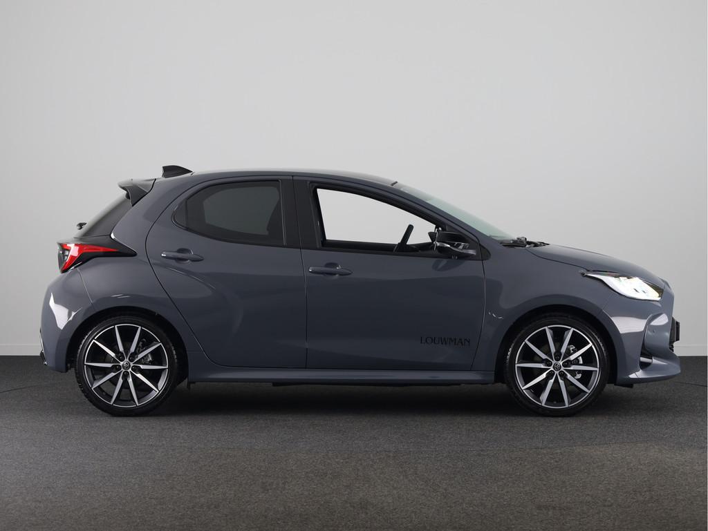 Toyota Yaris 1.5 Hybrid 130 GR Sport *DEMO* | GR-Sport Plus, 12 maanden, 450 kg, Hybride Elektrisch/Benzine, Yaris