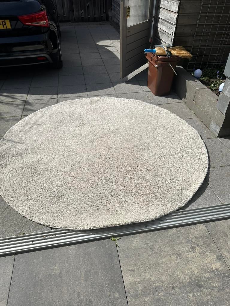 Vloerkleed zo goed als gebruikt  netjes uit bieden, Huis en Inrichting, Stoffering | Tapijten en Kleden, Ophalen of Verzenden