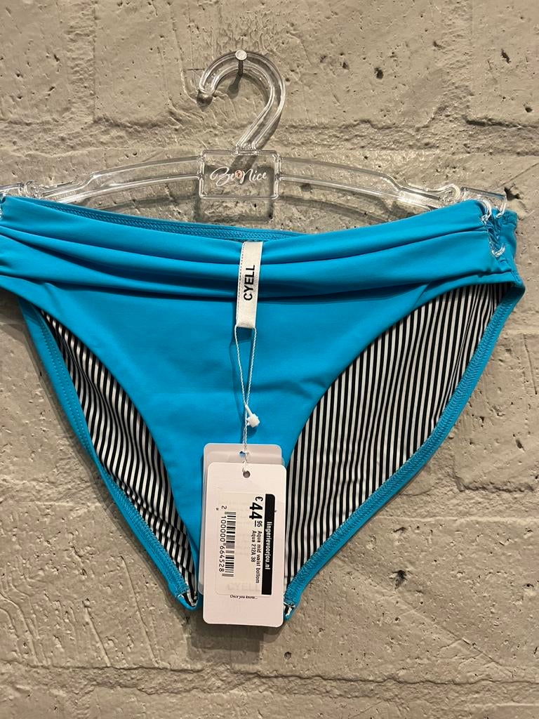 Div cyell bikini slips en tops NIEUW!! Nu 2 voor €15,-, Ophalen of Verzenden, Nieuw, Bikini