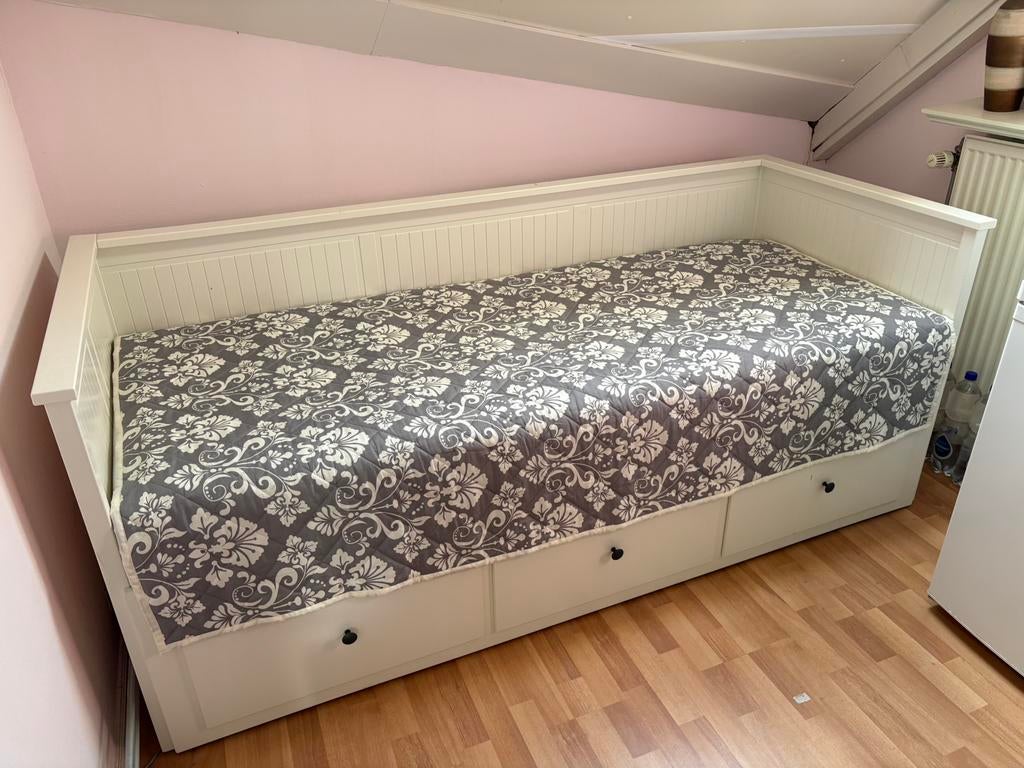 Ikea Hemnes bedbank met 3 lades, Ophalen, Verstelbaar, Tweepersoons, Zo goed als nieuw