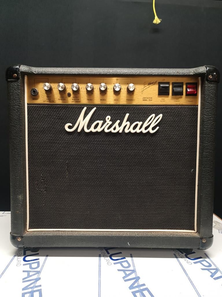 Marshall 2554 gitaarversterker uit 1988, Muziek en Instrumenten, Versterkers | Bas en Gitaar, Ophalen of Verzenden, Gebruikt, Minder dan 50 watt