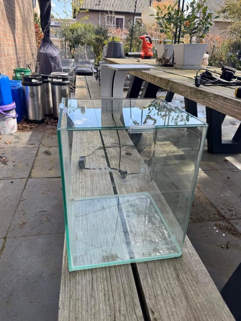 Glazen garnalen aquarium 25x25x30 cm, Ophalen, Inclusief toebehoren, Gebruikt, Leeg aquarium