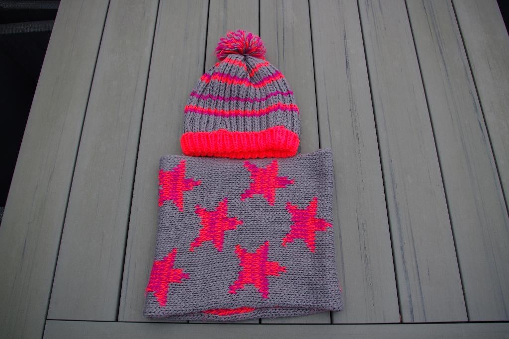 Muts en colsjaal "gebreid", roze/grijs. Maat: "one size", Kinderen en Baby's, Kinderkleding | Mutsen, Sjaals en Handschoenen, Meisje
