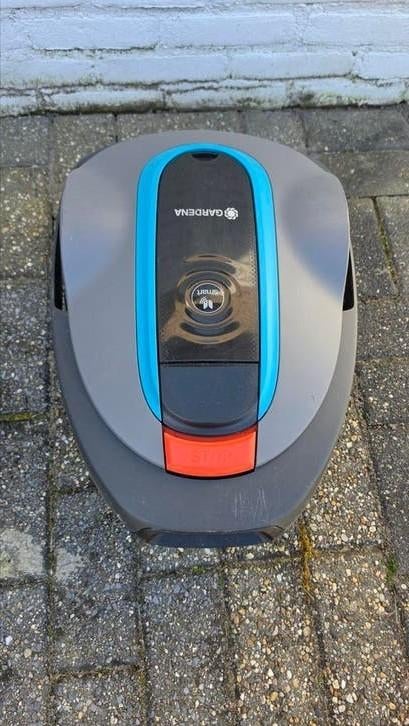Robot grasmaaier Gardena Smart City 600m2, Tuin en Terras, Robotmaaiers, Ophalen, Gebruikt, Minder dan 20 cm, Gardena
