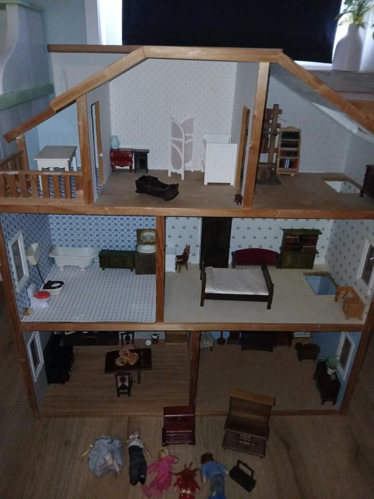 Poppenhuis antiek, Verzamelen, Ophalen of Verzenden, Gebruikt, Poppenhuis