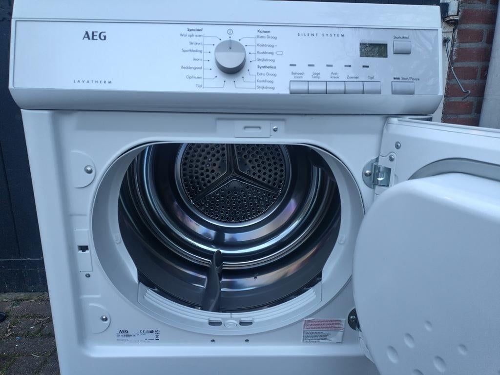AEG Luchtafvoerdroger T75177NAV - Goede staat, Ophalen, 6 tot 8 kg, Gebruikt, Luchtafvoer