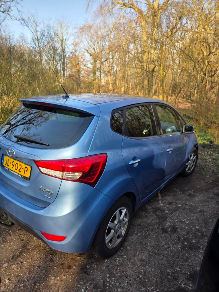 Hyundai iX20 1.4 Crdi 2011 Blauw, Auto's, Voorwielaandrijving, Euro 5, Stof, 4 cilinders