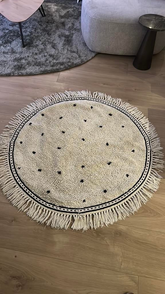 Tapis petit vloerkleed rond, Huis en Inrichting, Stoffering | Tapijten en Kleden, Ophalen, Gebruikt, Rond, 100 tot 150 cm