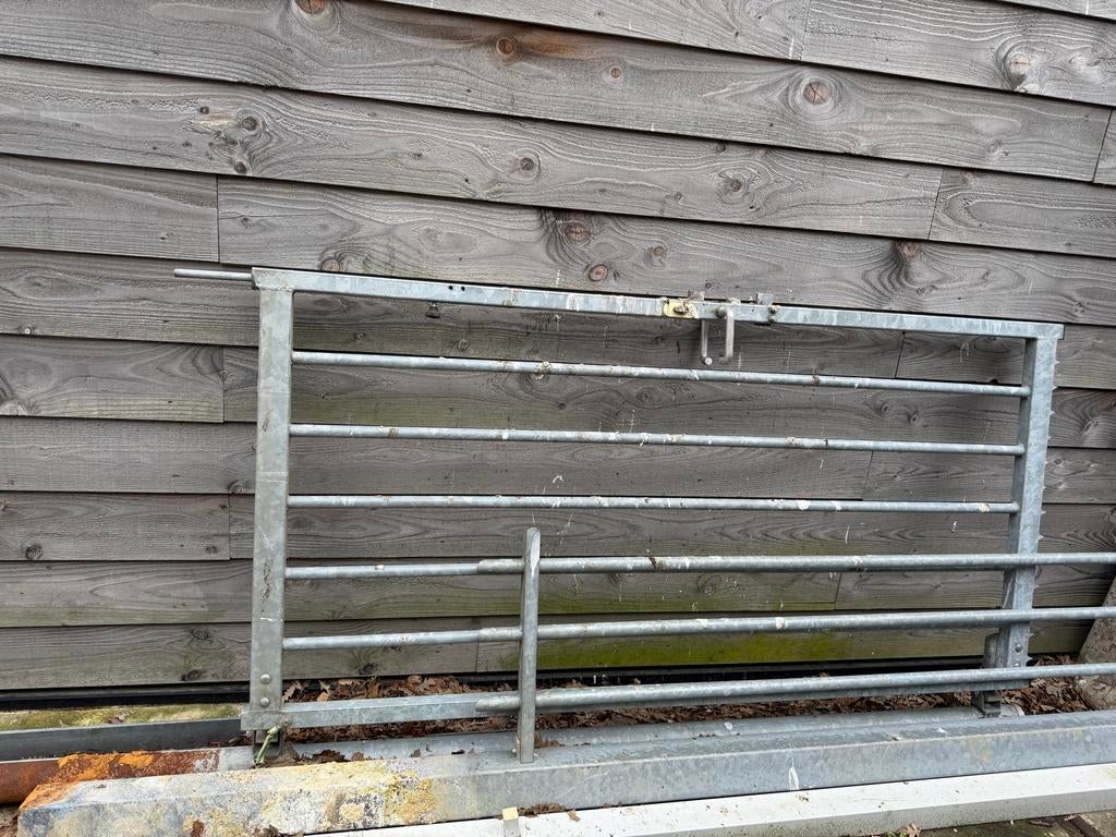 Verzinkte spijlen poort 2m hoog, 1m doorgang, Tuin en Terras, Tuinhekken en Hekwerk, Gebruikt, Spijlenhekwerk, IJzer, Met poort