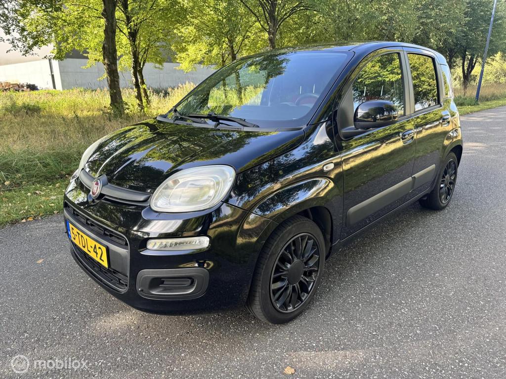 Fiat Panda 0.9 TwinAir*NW APK*SCHERM*NAVIGATIE*PARKEERSENSOR, Auto's, Fiat, Euro 5, Stof, Gebruikt, Panda