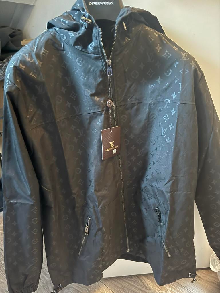 Louis vuitton jas, Kleding | Heren, Ophalen, Zo goed als nieuw, Maat 48/50 (M), Zwart
