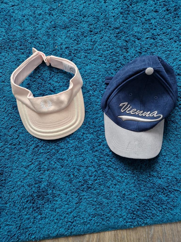 Petten, Kleding | Dames, Hoeden en Petten, Ophalen of Verzenden, Zo goed als nieuw, One size fits all, Pet