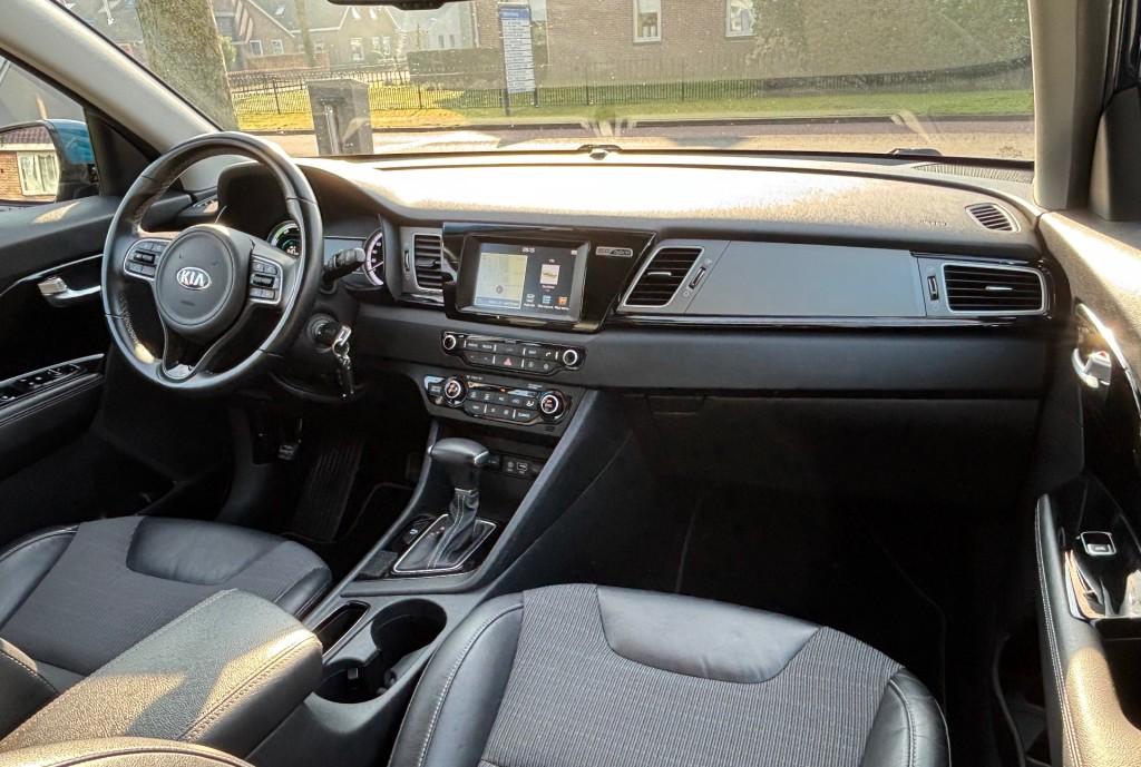 Kia NIRO 1.6 GDi HYBRID First Editon, Camera, Navi, Camera,, Automaat, Gebruikt, Met garantie (alle), Blauw