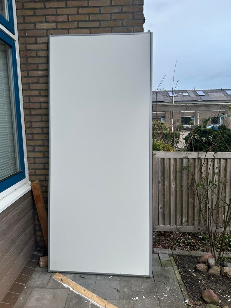 2x Stevige plaat of deur met wielen, Doe-het-zelf en Verbouw, Deuren en Horren, Gebruikt, Overige typen, Schuifdeur, Metaal