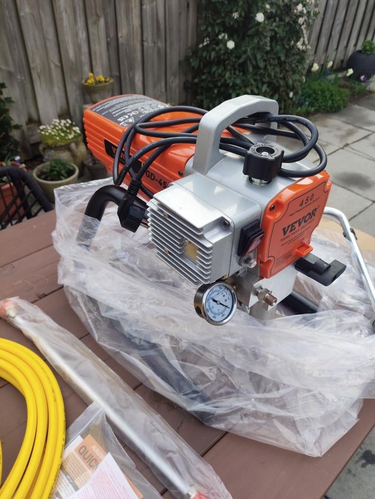 T.k. NIEUWE Vevor Pro Airless Muurverfspuit 1800 W., Ophalen of Verzenden, Nieuw, Verfspuit of Verfpomp