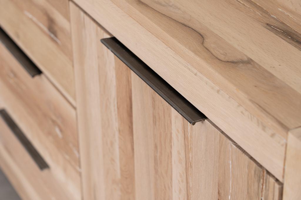 Massief rustiek eiken dressoir met soft close 228x48x85 cm, Ophalen, Gebruikt, Met deur(en), Rustiek