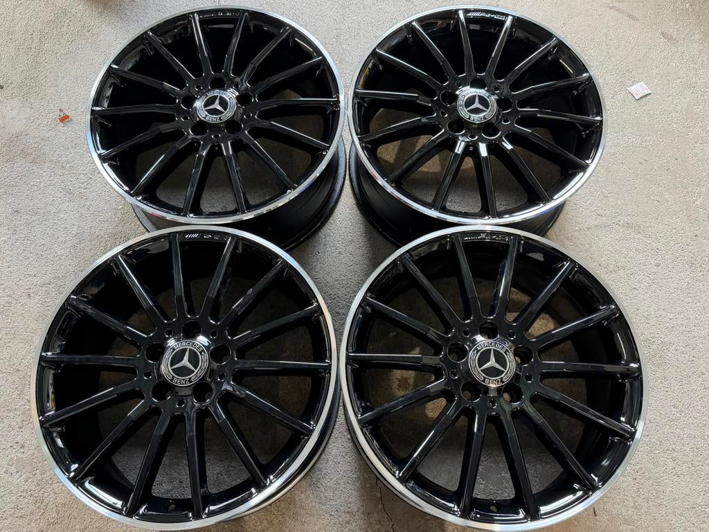 18 inch ORIGINEEL Mercedes A B klasse CLA AMG velgen, 18 inch, Gebruikt, Banden en Velgen, Ophalen of Verzenden
