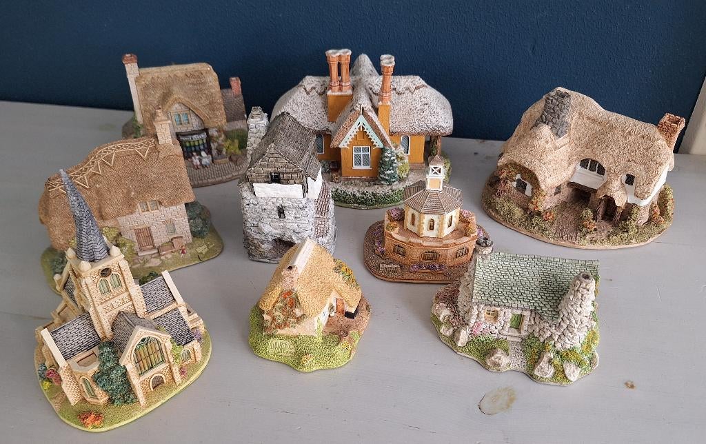 7 Lilliput Lane huisjes zonder doosjes, Ophalen of Verzenden, Zo goed als nieuw, Overige typen