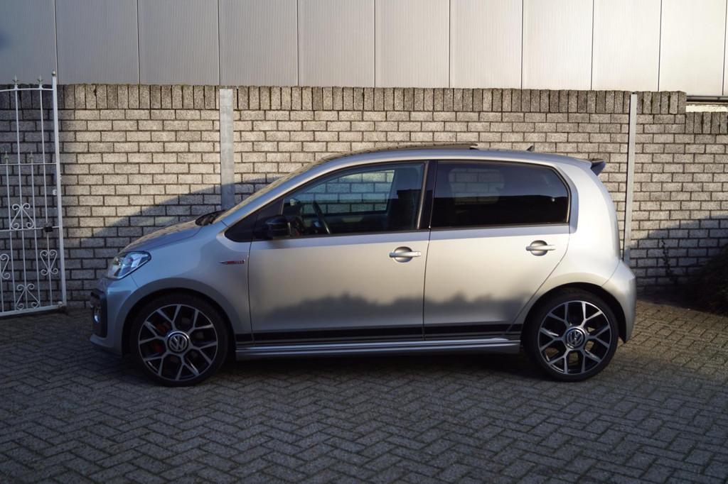 Volkswagen Up! 1.0 TSI GTI 5 Deurs 116PK Panodak Clima Stoev, Auto's, Volkswagen, 970 kg, Stof, USB, 4 stoelen