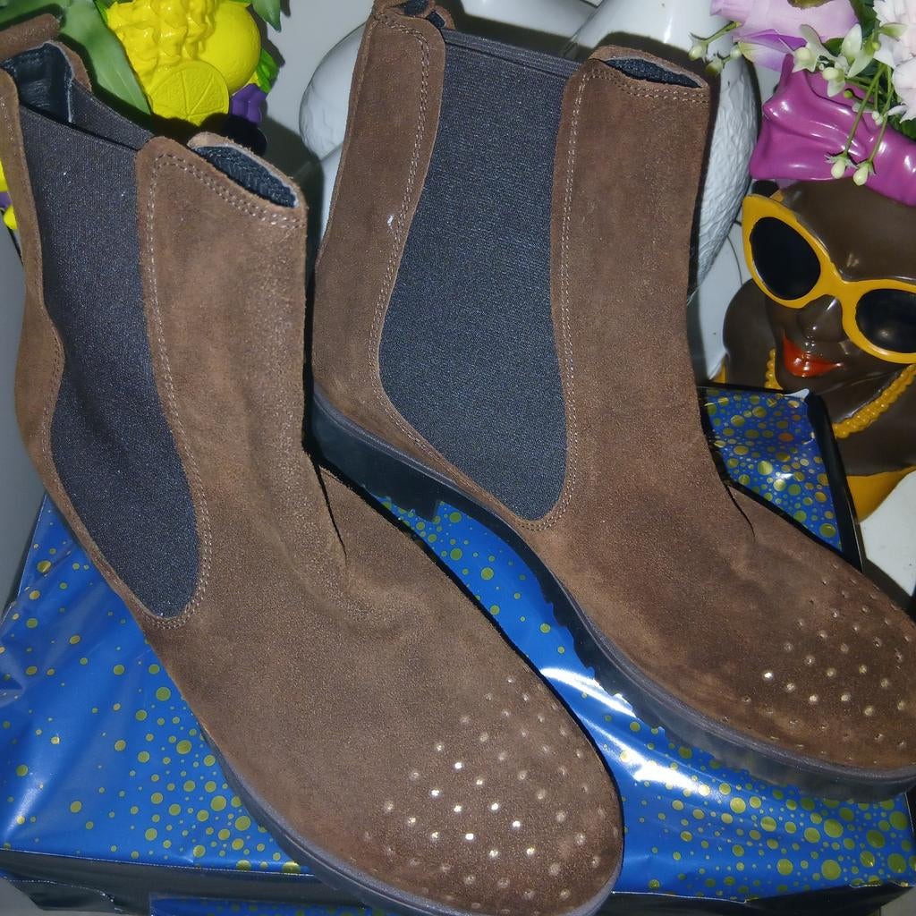 Nieuwe van dalen laarsjes bruin, Bruin, Nieuw, Ophalen of Verzenden, Van dalen