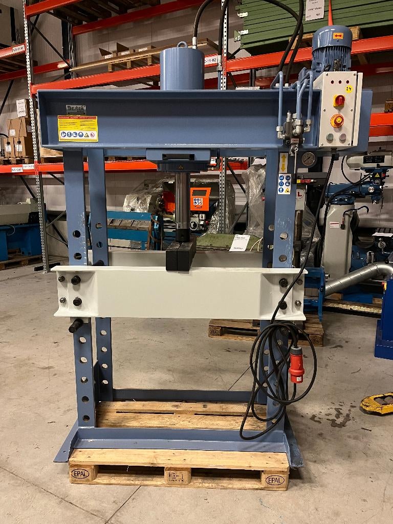 Say-Mak werkplaatspers 100 Ton, Ophalen, Say-Mak, Nb, Nb