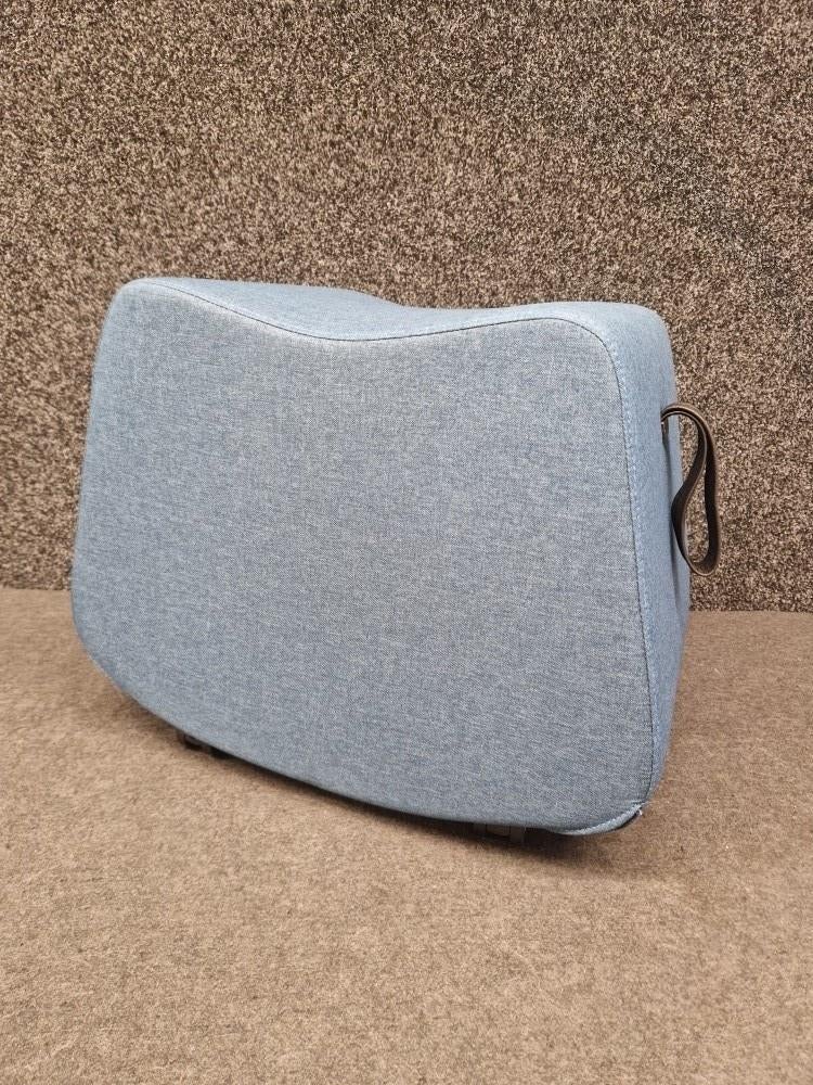 Verrijdbare Design Poef KUKA (nieuw), 50 tot 75 cm, Nieuw, Ophalen of Verzenden, Stof