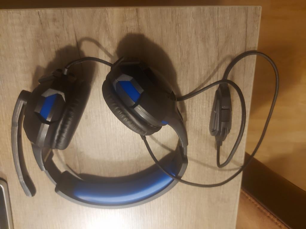 Playstadion4, Ophalen of Verzenden, Met 1 controller