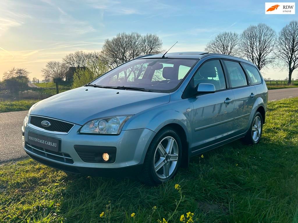 Ford Focus Wagon 1.6-16V Ghia, Auto's, 1596 cc, Gebruikt, 4 cilinders, 116 pk