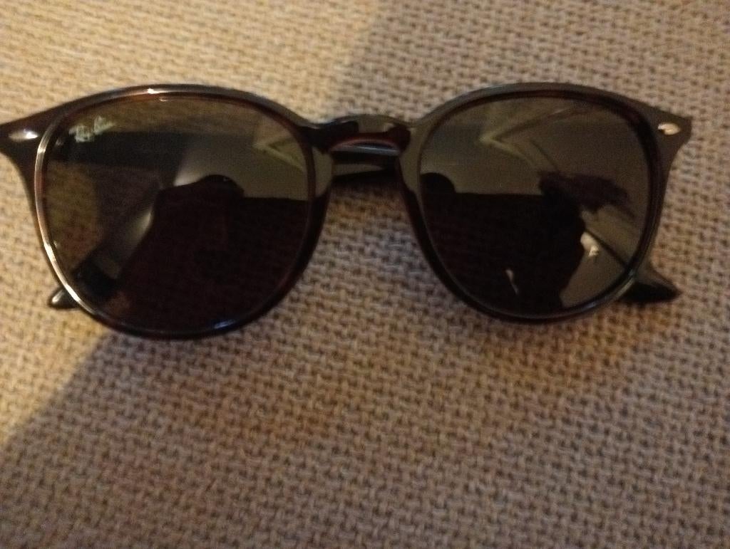 Ray Ban zonnebril, Sieraden, Tassen en Uiterlijk, Zonnebrillen en Brillen | Dames, Ophalen of Verzenden, Zo goed als nieuw, Ray-Ban