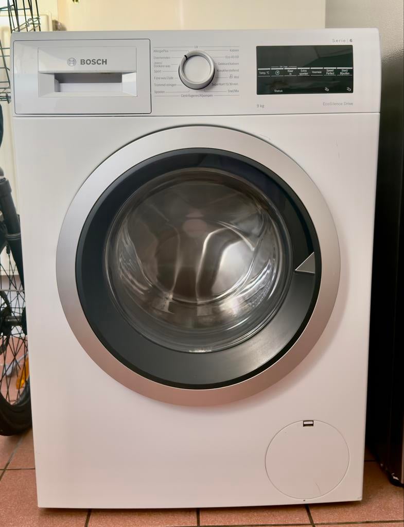 Bosch Serie 6 Wasmachine 9 kg EcoSilence Drive, Ophalen, 1200 tot 1600 toeren, 8 tot 10 kg, Zo goed als nieuw