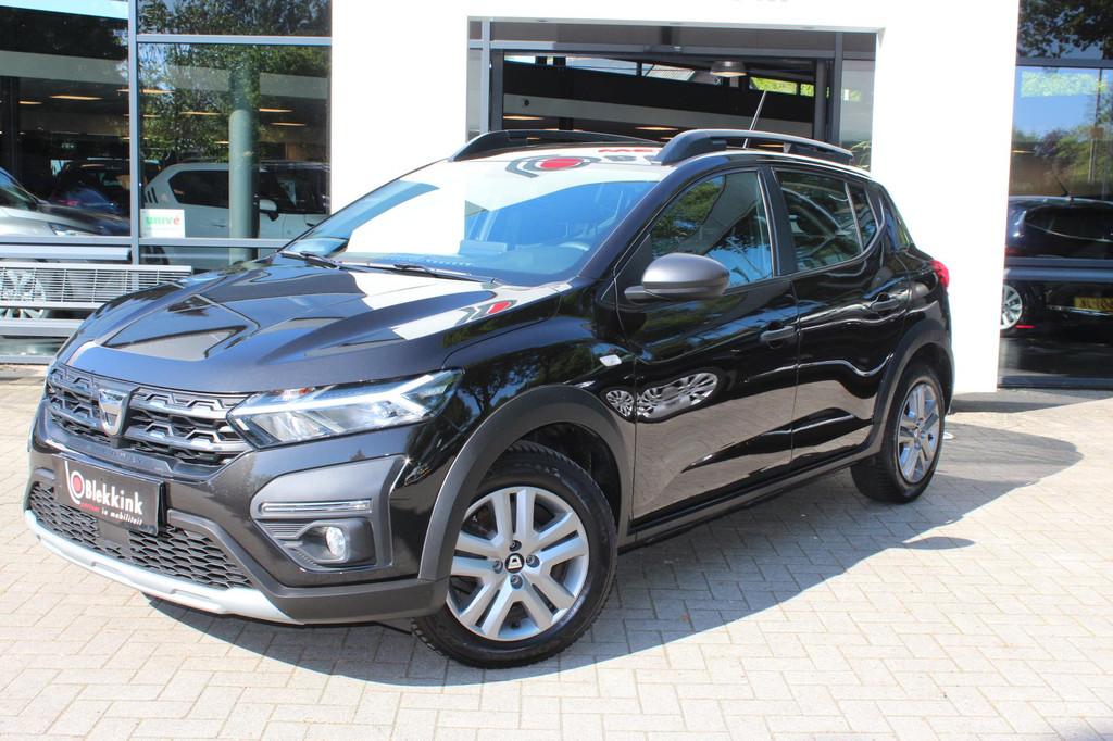 Dacia Sandero Stepway TCE 90 Essential Trekhaak Dacia Sander, Voorwielaandrijving, Stof, Gebruikt, Zwart