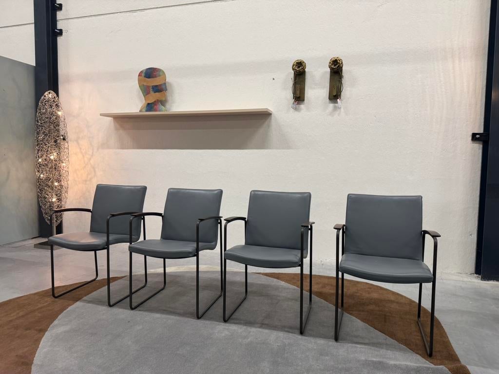 6 Nieuw Leolux Talos eetkamerstoel Ceras Dew Design stoel, Huis en Inrichting, Stoelen, Leolux, Bruin, Nieuw, Ophalen of Verzenden