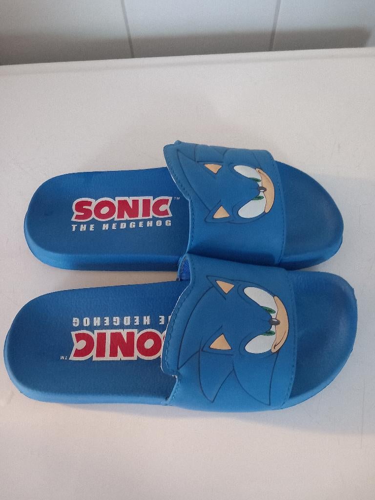 Sonic badslippers mt 32/33 (Nijmegen oost ), Gebruikt, Jongen of Meisje, Overige typen, Ophalen of Verzenden