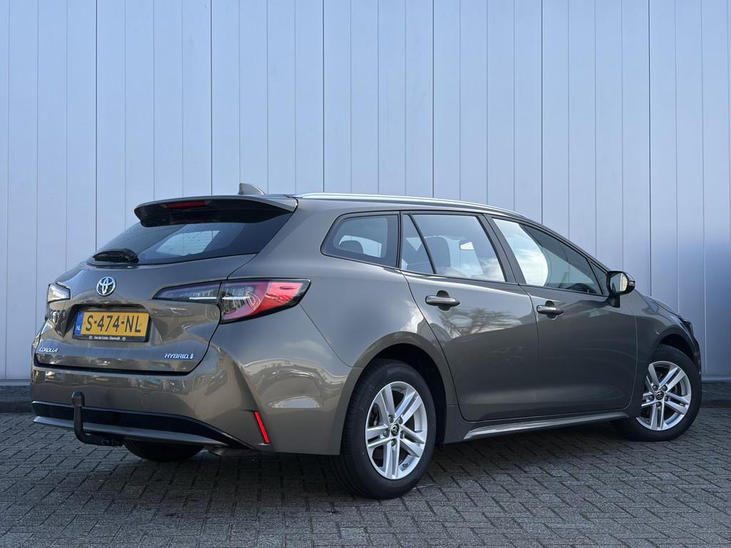 Toyota Corolla Touring Sports 1.8 Hybrid Active NL Auto Trek, Gebruikt, 4 cilinders, Corolla, Origineel Nederlands