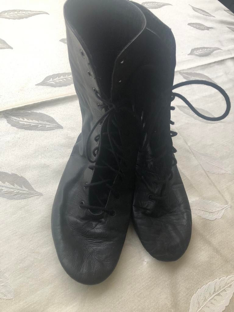 Le Papillon dans jazz/ hoge schoenen mt 8.5 leer, Sport en Fitness, Dansen, Ophalen of Verzenden, Zo goed als nieuw, Schoenen