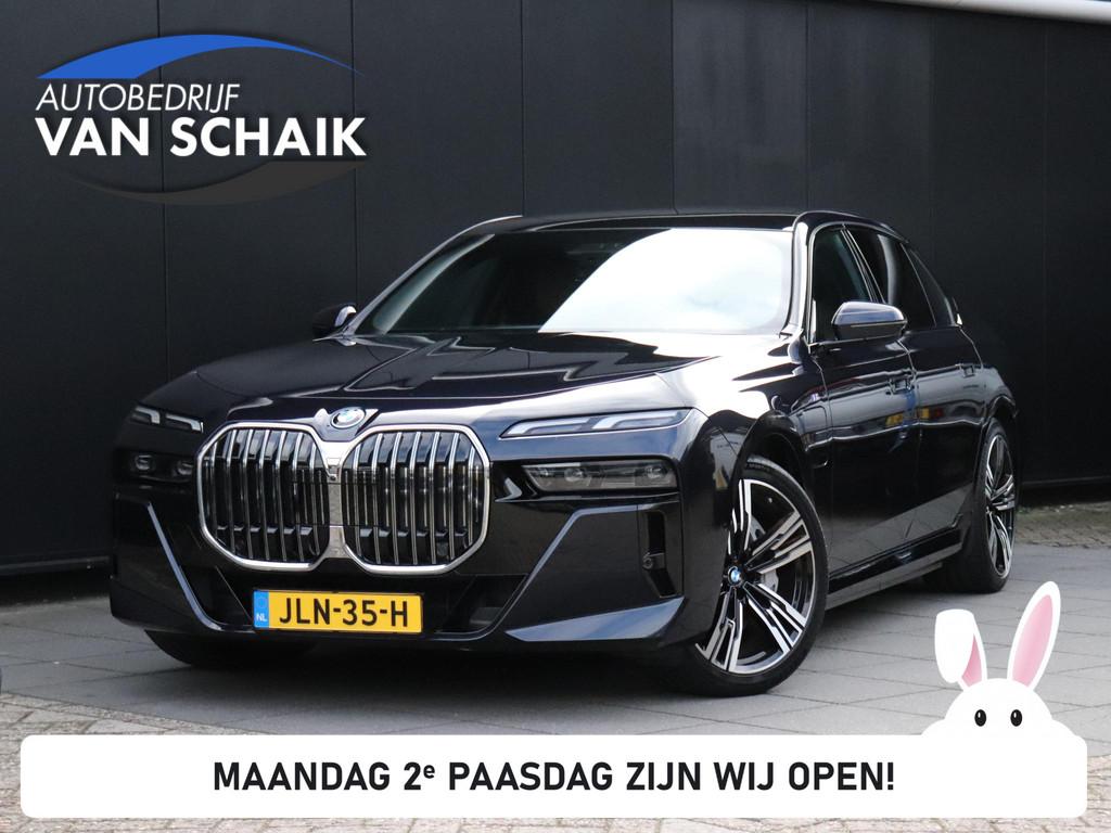 BMW 7-serie 750e xDrive | M SPORT | B&W | MEMORY | PANO | FO, Automaat, Stof, Gebruikt, 2000 kg